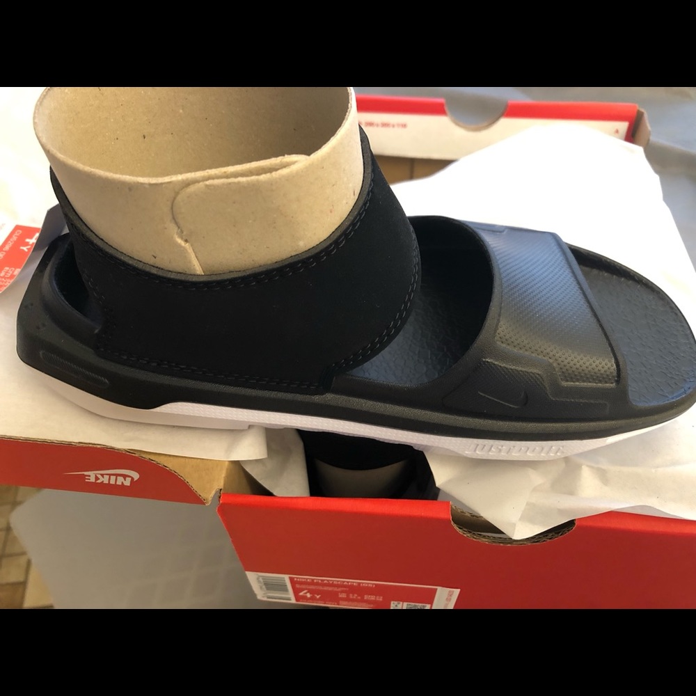 Nike sandle